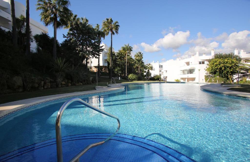 Estepona Golf Apartment Экстерьер фото